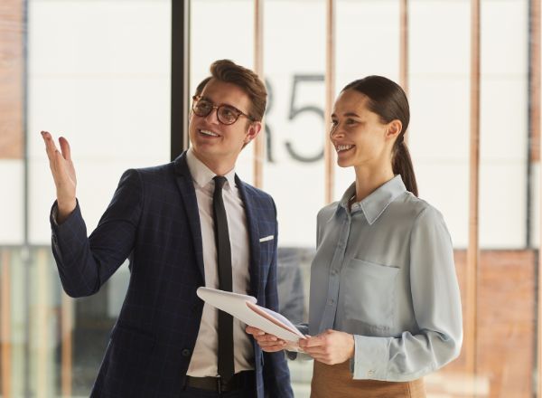 Suivez une formation en anglais pour améliorer vos compétences de commercial à l'international. à Lons le Saunier
